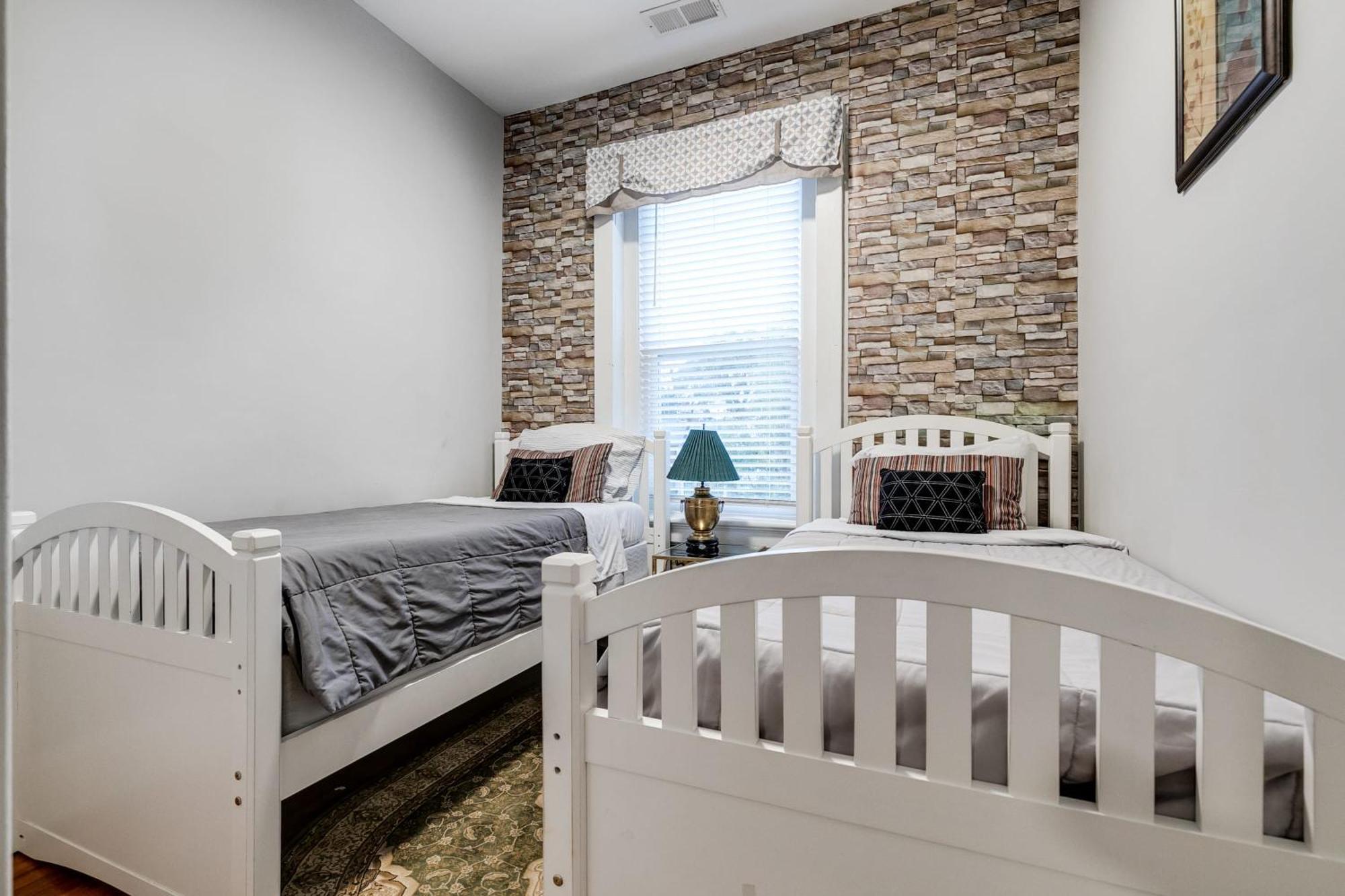 E2 Centrally Located In Carytown Fully Fenced Richmond Esterno foto